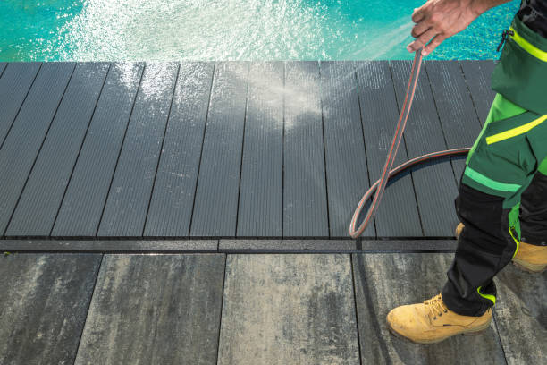 Best Commercial Building Pressure Washing  in East Los Angeles, CA